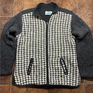 Heavy Wool w Fleece Lined Laundromat Black Sweater